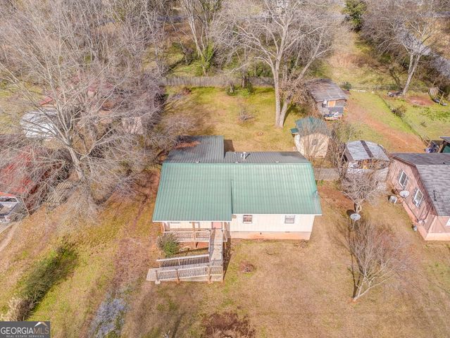 42 E Georgia Avenue, Emerson, GA 30137