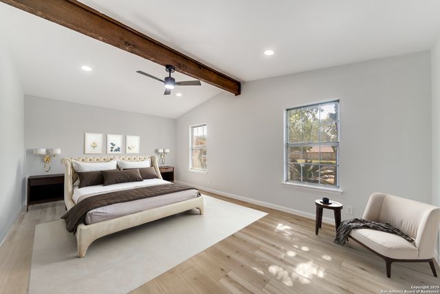 8319 Bart Starr, San Antonio, TX 78240