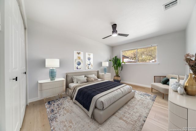 8319 Bart Starr, San Antonio, TX 78240