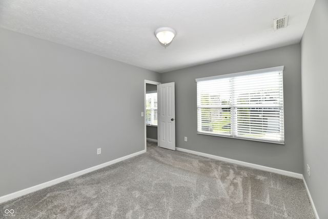8404 Penbrooke Place, Indianapolis, IN 46237