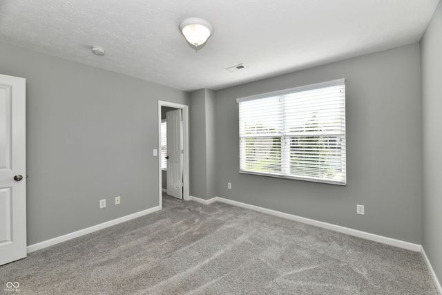 8404 Penbrooke Place, Indianapolis, IN 46237