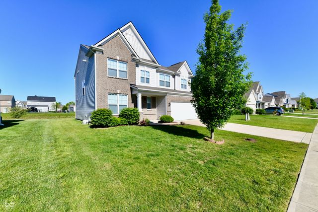 8404 Penbrooke Place, Indianapolis, IN 46237