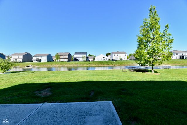 8404 Penbrooke Place, Indianapolis, IN 46237