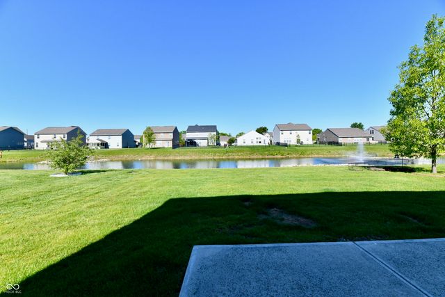 8404 Penbrooke Place, Indianapolis, IN 46237