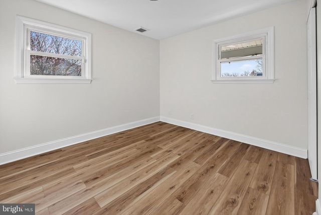 52 BRUCE DR, Deptford, NJ 08096