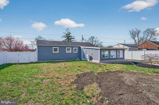 52 BRUCE DR, Deptford, NJ 08096