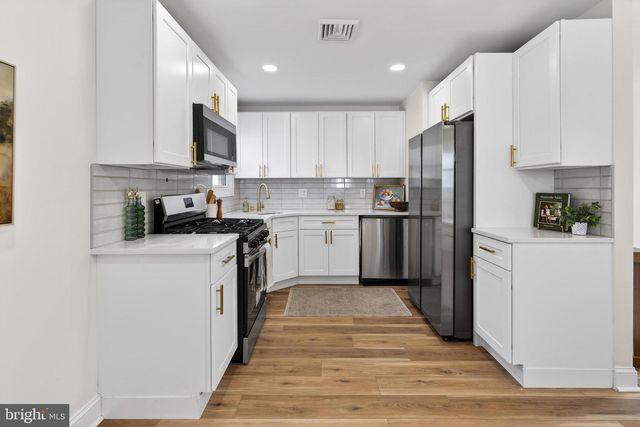 52 BRUCE DR, Deptford, NJ 08096