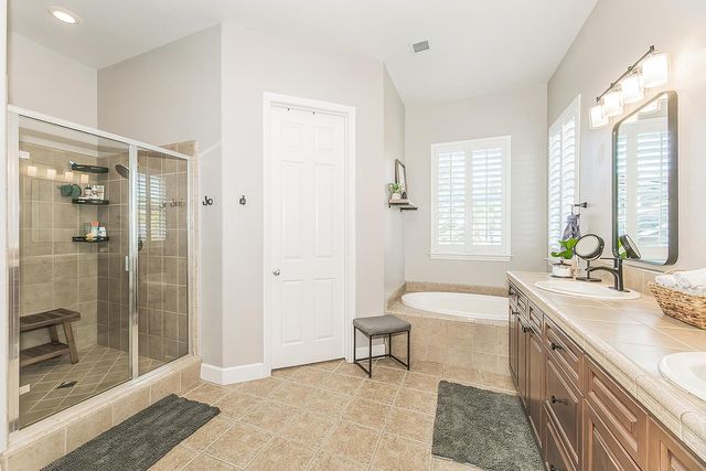 3067 San Gabriel Avenue, Clovis, CA 93619