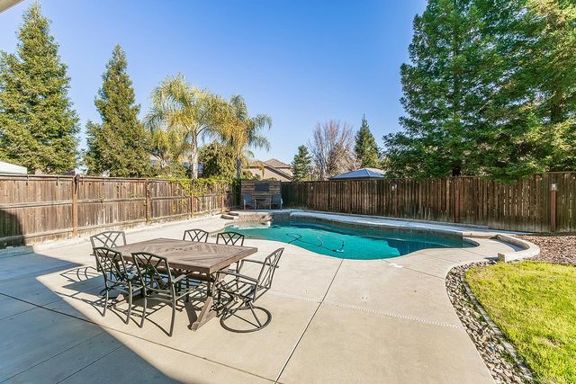3067 San Gabriel Avenue, Clovis, CA 93619