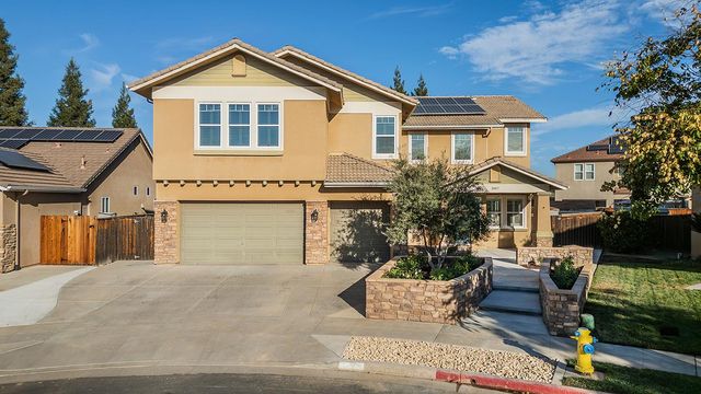 3067 San Gabriel Avenue, Clovis, CA 93619