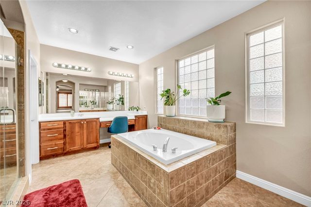 368 Misty Moonlight Street, Henderson, NV 89015