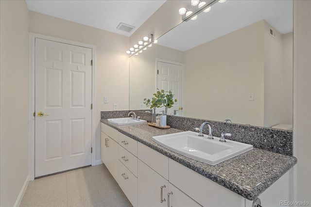 162 S Jackson Street, Denver, CO 80209