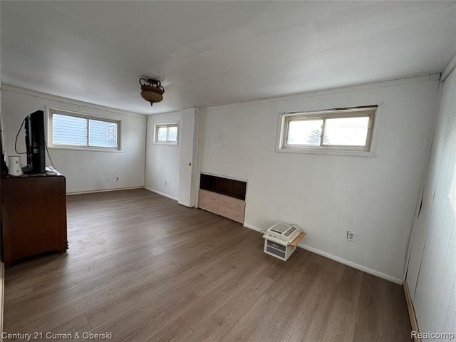 8018 Monroe Boulevard, Taylor, MI 48180