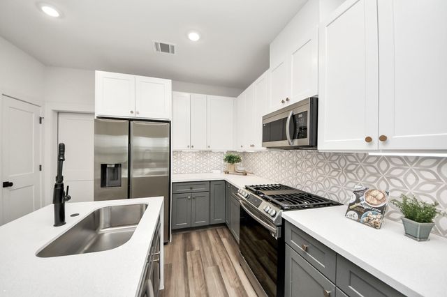 6018 Knox Street, Houston, TX 77091