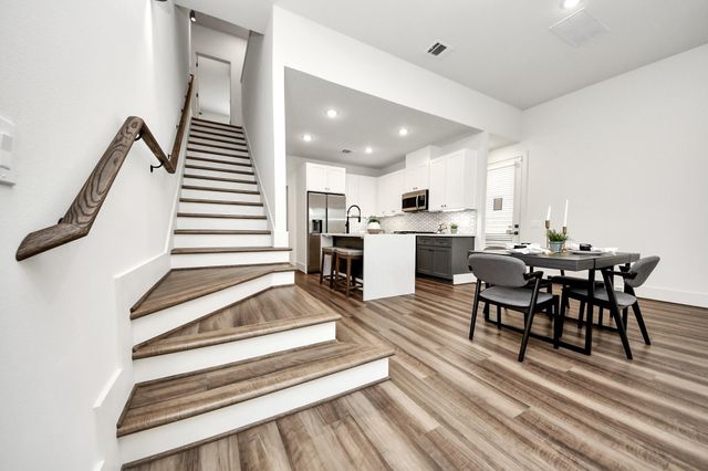 6018 Knox Street, Houston, TX 77091