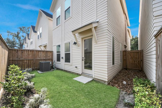 6018 Knox Street, Houston, TX 77091