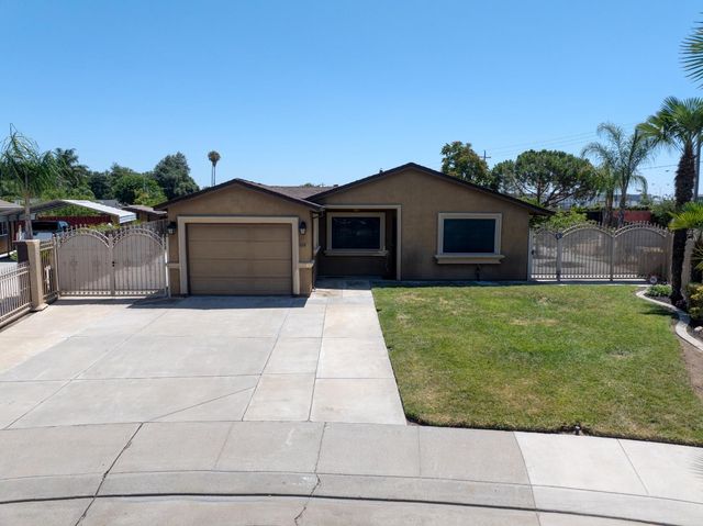 468 Aztec Ln, Lathrop, CA 95330