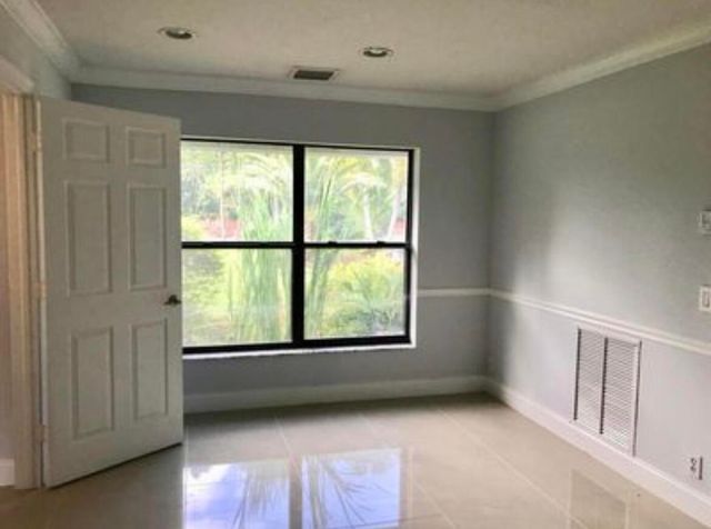 11852 61st Street N, The Acreage, FL 33412