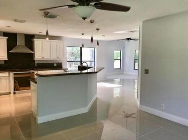 11852 61st Street N, The Acreage, FL 33412