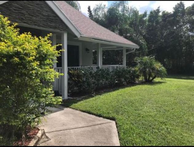 11852 61st Street N, The Acreage, FL 33412