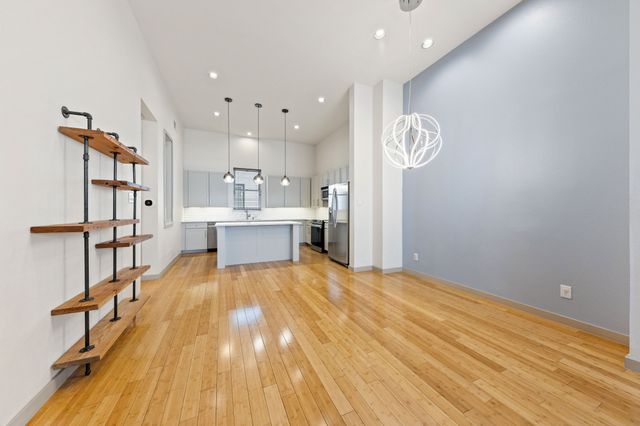 743 Cannen John Lane, Dallas, TX 75204