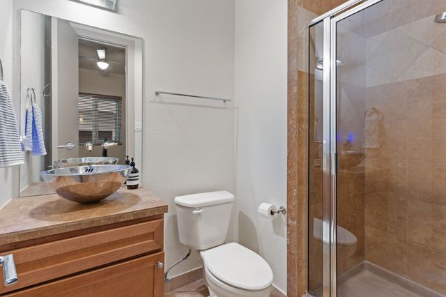 743 Cannen John Lane, Dallas, TX 75204