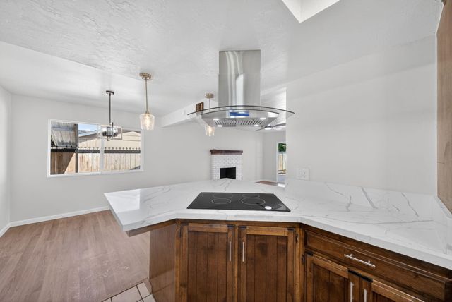 104 N Crumal Street, Visalia, CA 93292