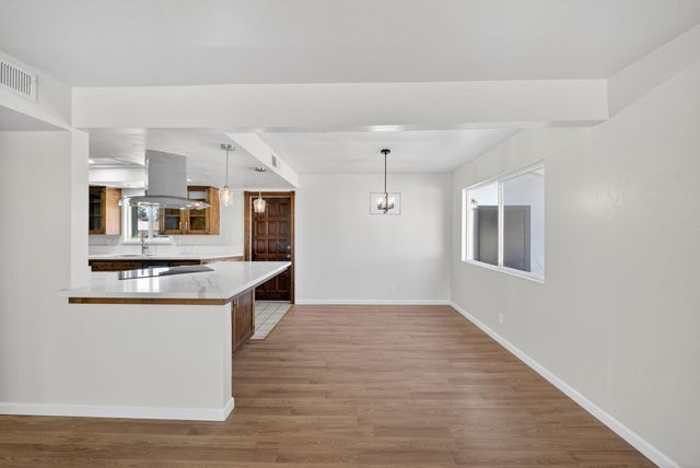 104 N Crumal Street, Visalia, CA 93292