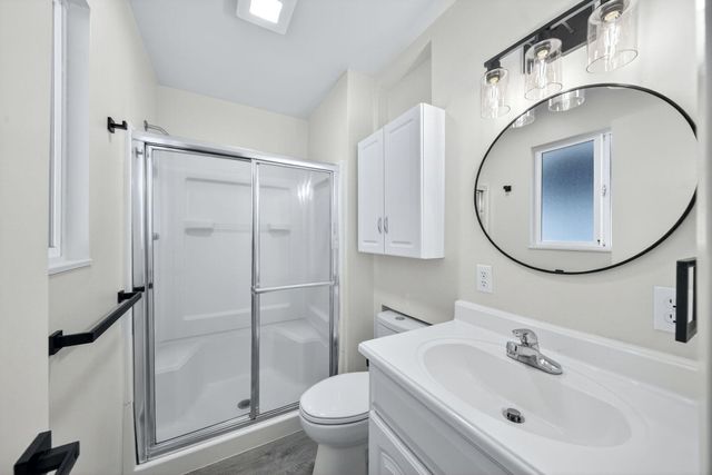 104 N Crumal Street, Visalia, CA 93292