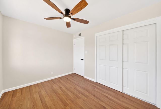 104 N Crumal Street, Visalia, CA 93292