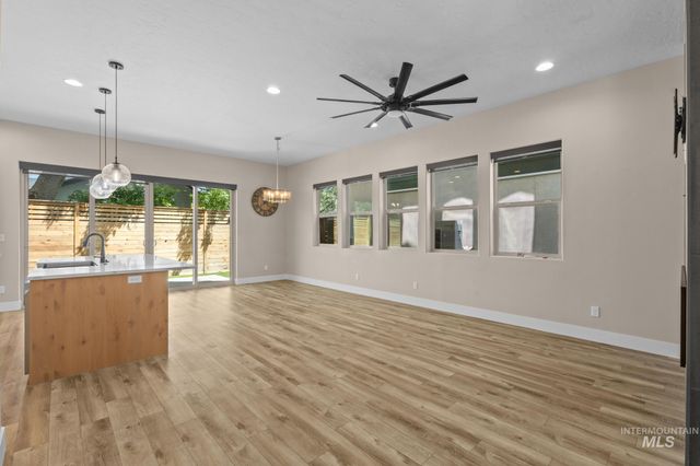 5076 N Thorton Lane, Boise, ID 83714