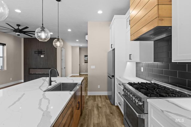 5076 N Thorton Lane, Boise, ID 83714