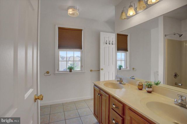 171 CELESTIAL TER, Greencastle, PA 17225