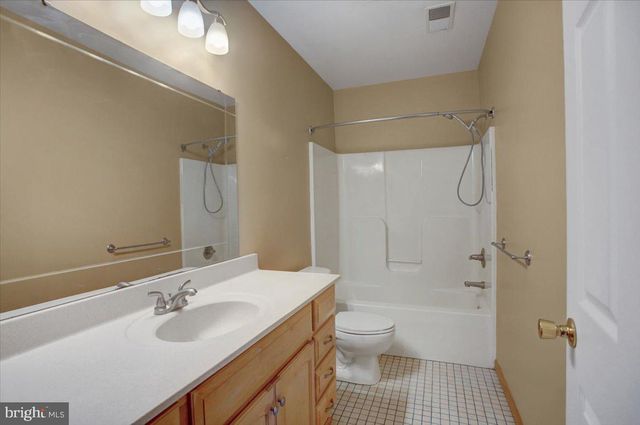 171 CELESTIAL TER, Greencastle, PA 17225