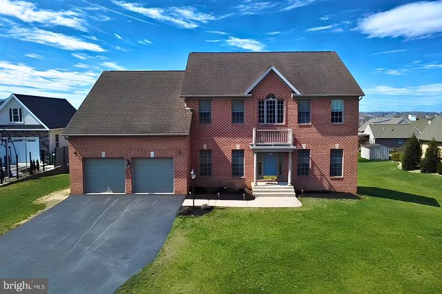 171 CELESTIAL TER, Greencastle, PA 17225