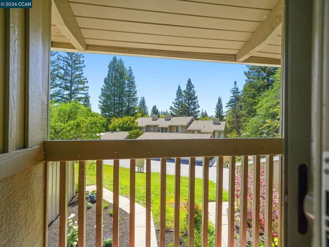 441 Sycamore Hill Dr, Danville, CA 94526