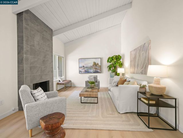 441 Sycamore Hill Dr, Danville, CA 94526