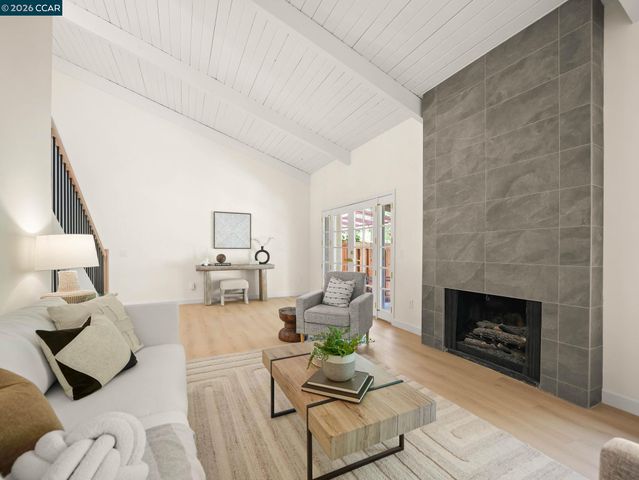 441 Sycamore Hill Dr, Danville, CA 94526