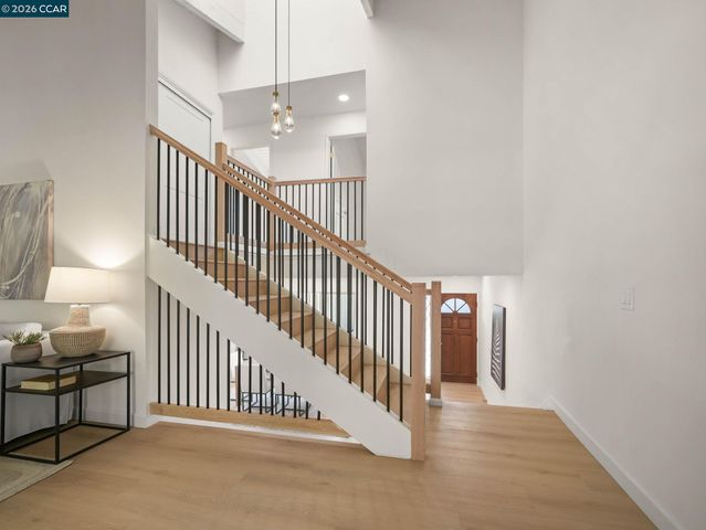 441 Sycamore Hill Dr, Danville, CA 94526
