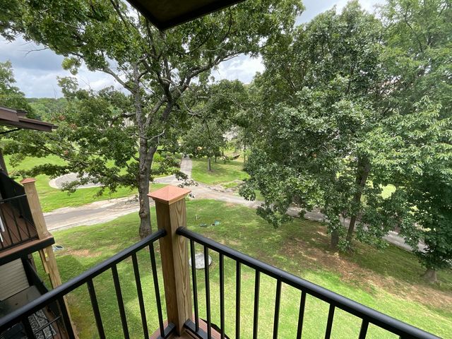 180 Lake Club Drive 19, Branson, MO 65616