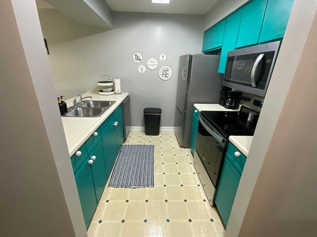 180 Lake Club Drive 19, Branson, MO 65616