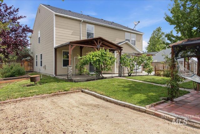 8207 E Shallon, Nampa, ID 83687