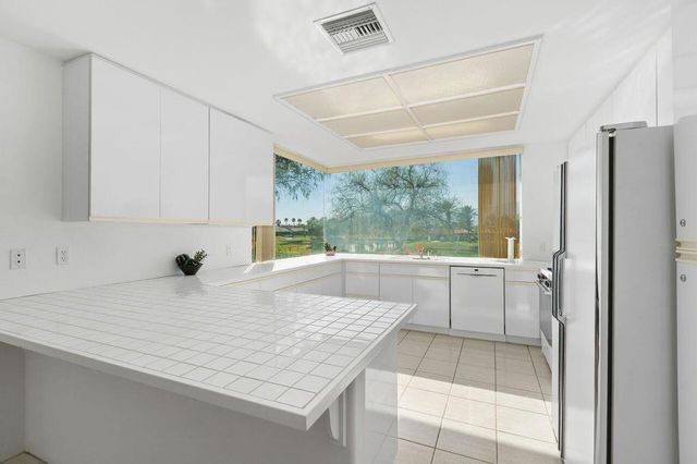 31 Pebble Beach Drive, Rancho Mirage, CA 92270