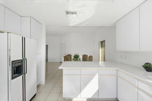 31 Pebble Beach Drive, Rancho Mirage, CA 92270