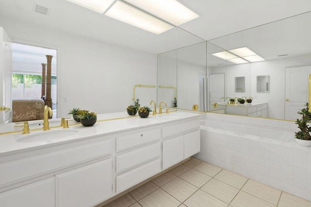 31 Pebble Beach Drive, Rancho Mirage, CA 92270