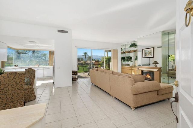 31 Pebble Beach Drive, Rancho Mirage, CA 92270