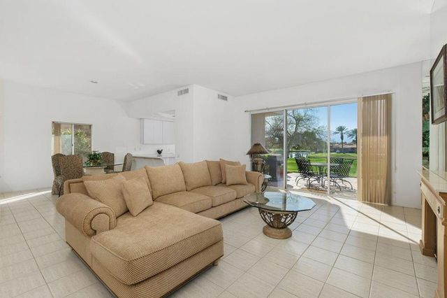 31 Pebble Beach Drive, Rancho Mirage, CA 92270