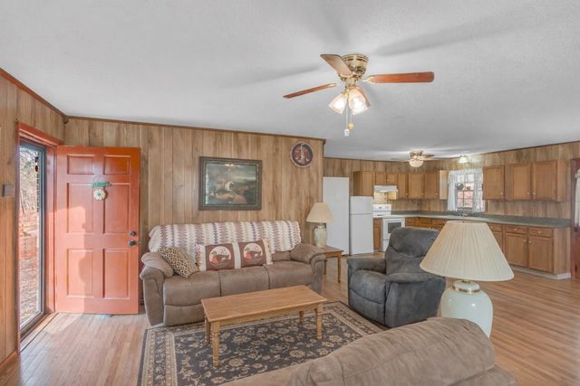 1783 Agnew Rd, Pulaski, TN 38478