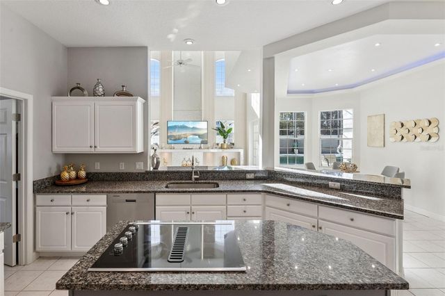 9833 CAMBERLEY CIRCLE, Orlando, FL 32836
