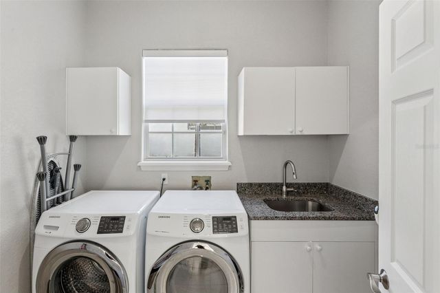 9833 CAMBERLEY CIRCLE, Orlando, FL 32836